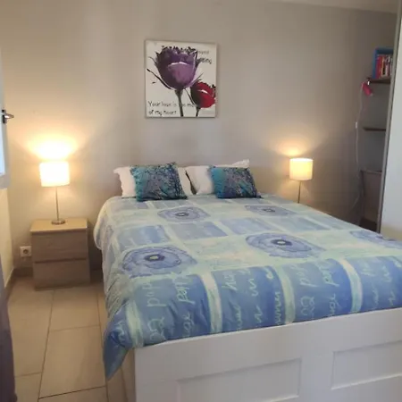 Chez Linat - Paisible Avec Jardin Et Vue Apartamento Vallauris